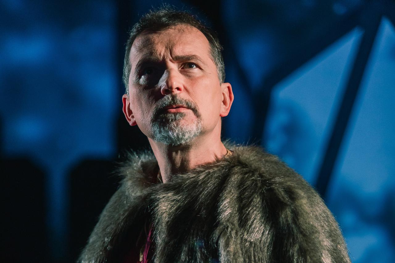 Predstava "Tomislav i Adriana"