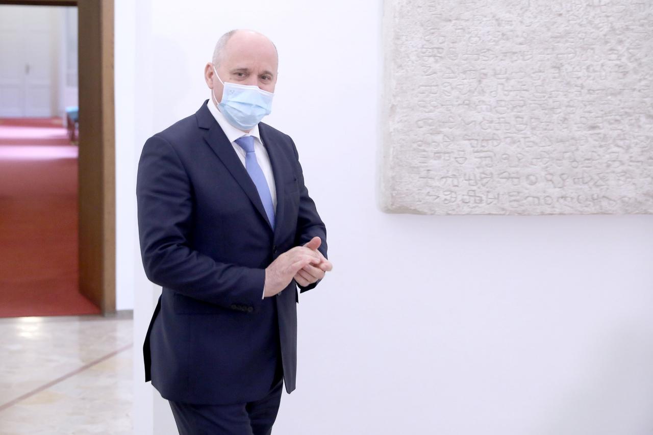 Zagreb: Branko bačić govorio o slučaju župana Žinića