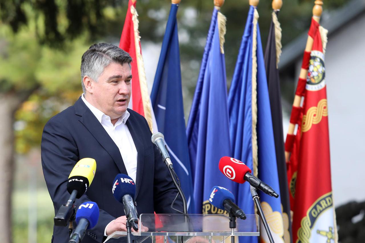 Gospić: Milanović na obilježavanju obljetnice 9. gardijske brigade "Vukovi" dao izjavu za medije