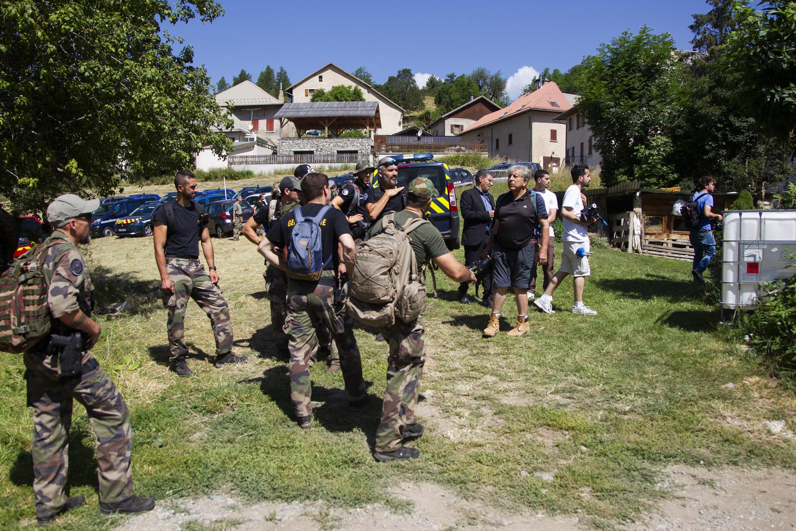 Gendarmes arrive from a beat. French police are engaged in an extensive air and land search for a missing two-year-old boy who disappeared from a village in the south of the country at the weekend. The toddler, Émile, was playing in the garden of his grandparents’ house in a hamlet just outside Le Vernet in the Alpes-de-Haute-Provence between Grenoble and Nice when he vanished on Saturday afternoon. Vernet, France, July 10, 2023. Photo by Thibaut Durand/ABACAPRESS.COM Photo: Durand Thibaut/ABACA/ABACA