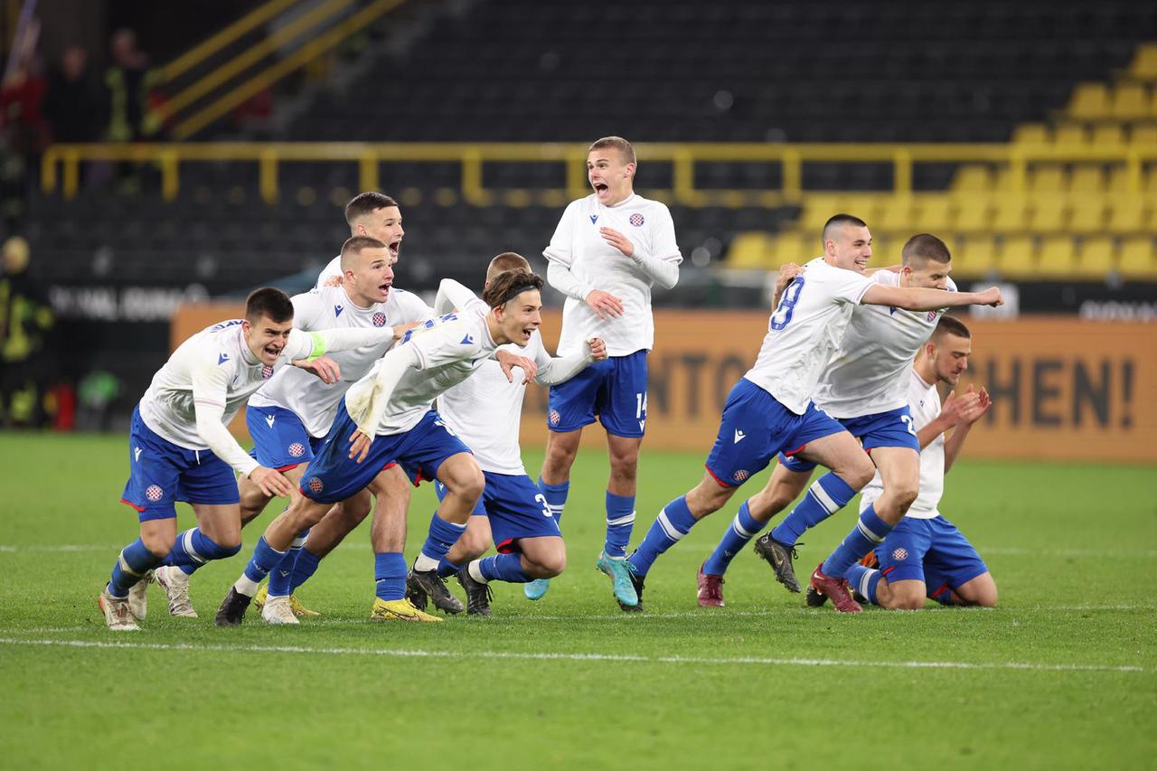Dortmund: Juniori Hajduka nakon penala prošli u polufinale Lige prvaka