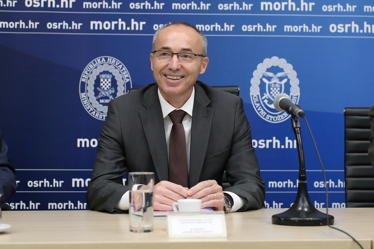 Zagreb: Konferencija za medije povodom prve godine mandata Damira Krstičevića u MORH-u