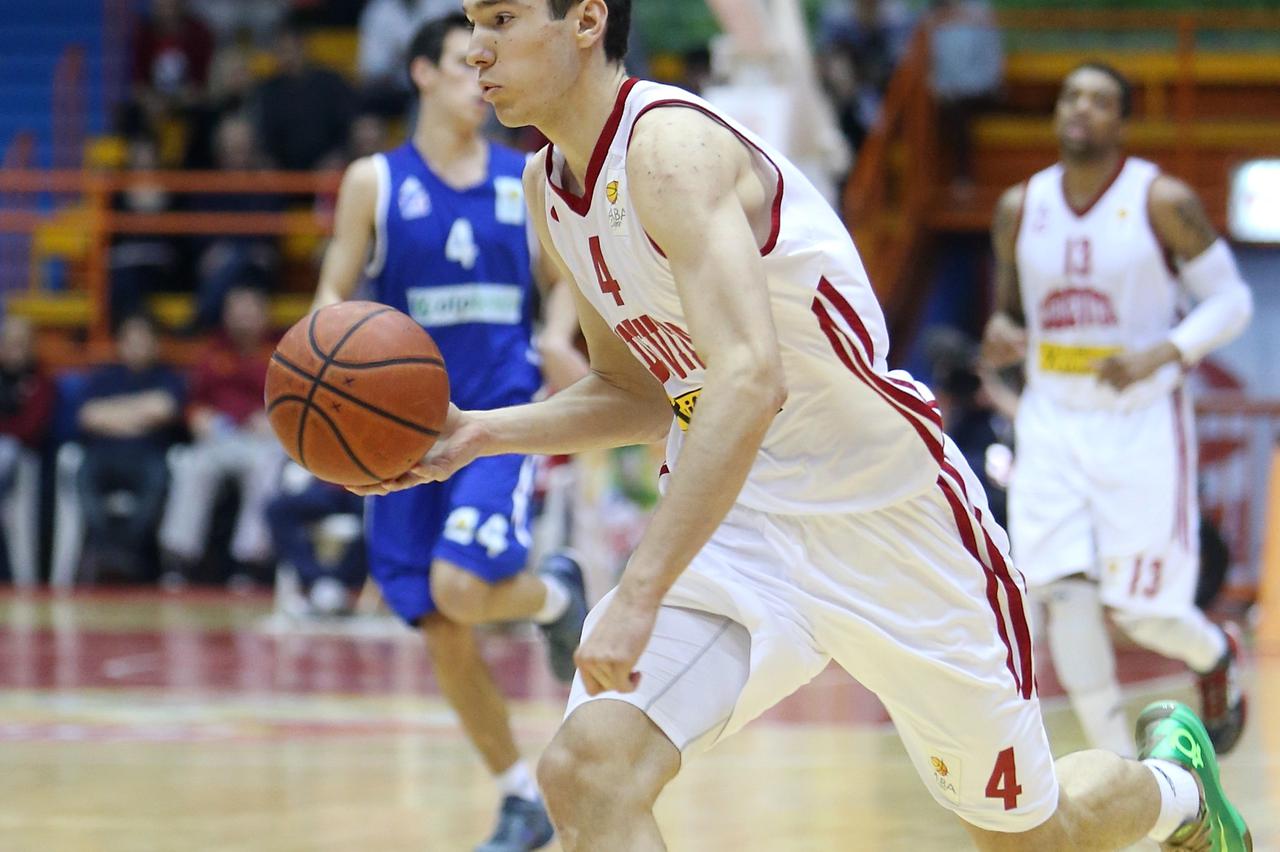 11.01.2014., Zagreb, Dom Sportova - 16. kolo ABA lige, Cedevita - Zadar. Lovro Mazalin.  Photo: Dalibor Urukalovic/PIXSELL