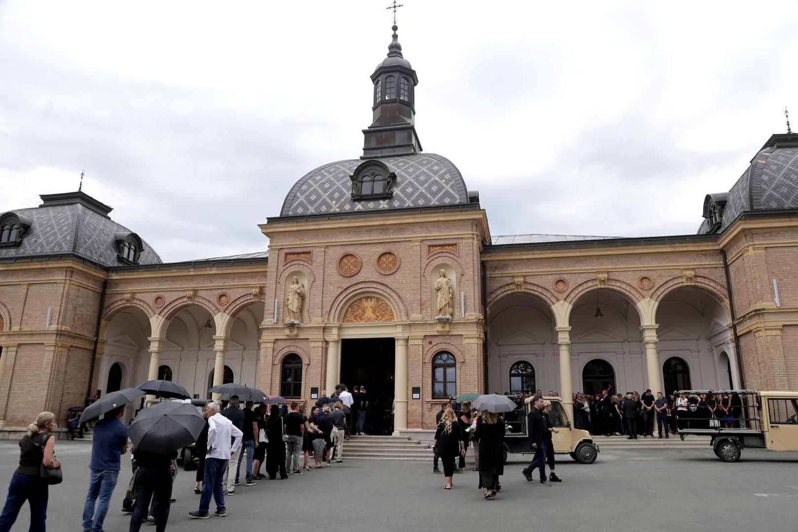 Žiljak je preminuo u 80. godini, ostavivši dubok trag u hrvatskoj znanosti, tehnologiji i umjetnosti.