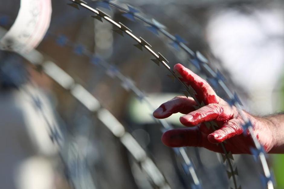 Prosvjed protiv žilet žice 