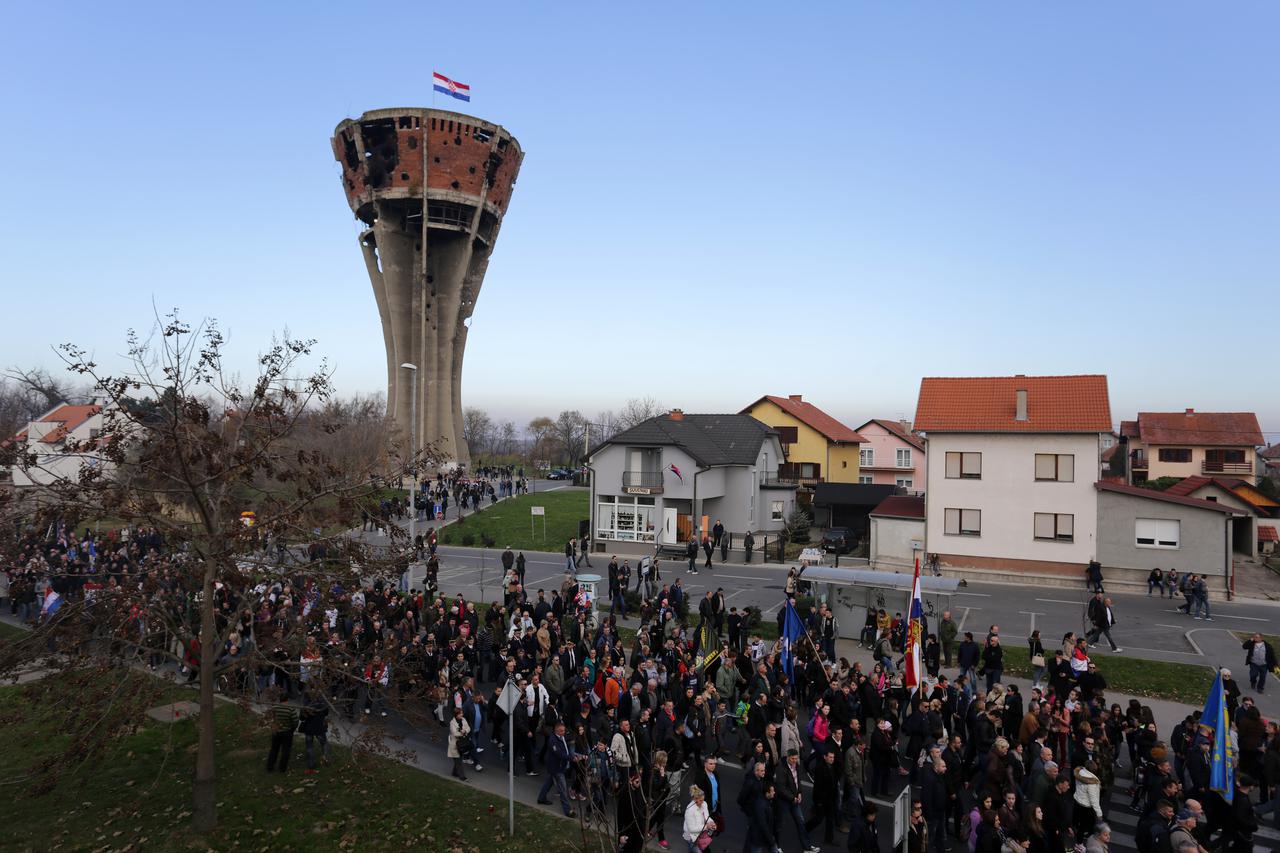 Vukovar, kolona