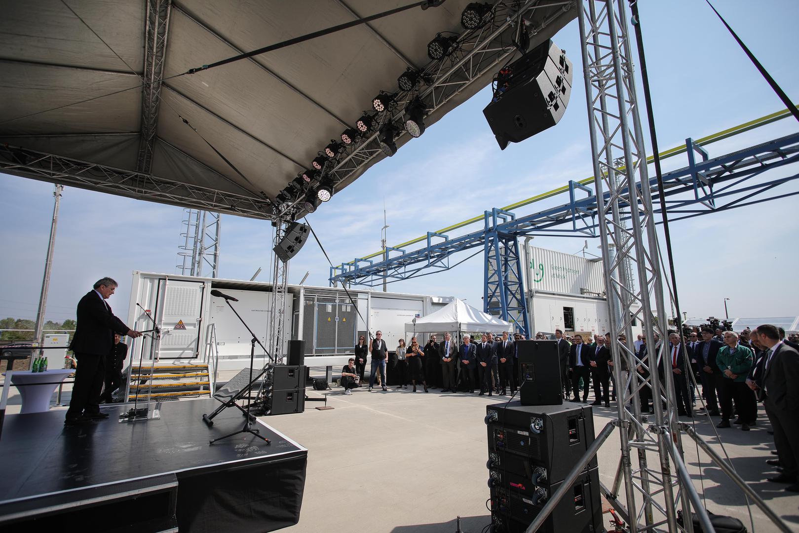 11.04.2024., Budimpesta -  INA-MOL grupa otvorila je prvo zeleno postrojenja za proizvodnju vodika.  Photo: Tomislav Miletic/PIXSELL