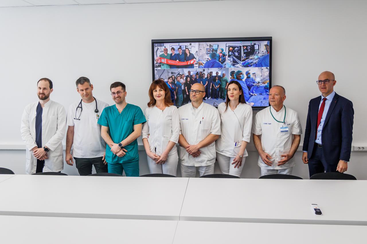 Split: Konferencija za novinare u KBC Split o izvođenju zahvata perkutane implantacije trikuspidalnog srčanog zaliska