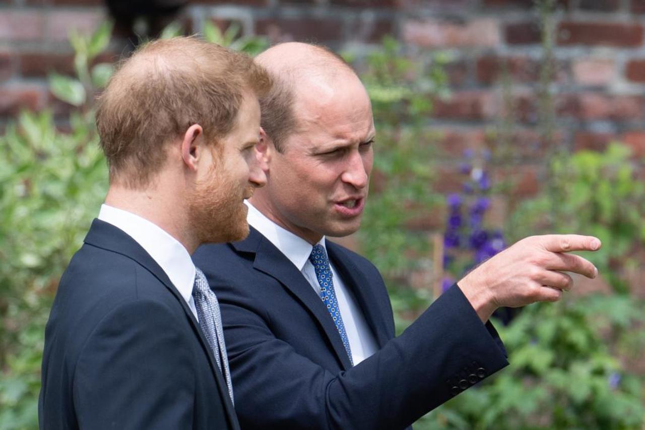 William i Harry zajedno otkrili kip u spomen na princezu Dianu povodom njenog 60. rođendana