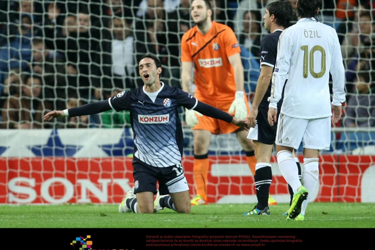 '22.11.2011., Avenida de Concha Espina, 1, Madrid - Stadion Santiago Bernabeu, nogometna utakmica D skupine, 5. kola UEFA Lige prvaka. Real Madrid - GNK Dinamo. Tonel, Ivan Kelava. Photo: Sanjin Struk
