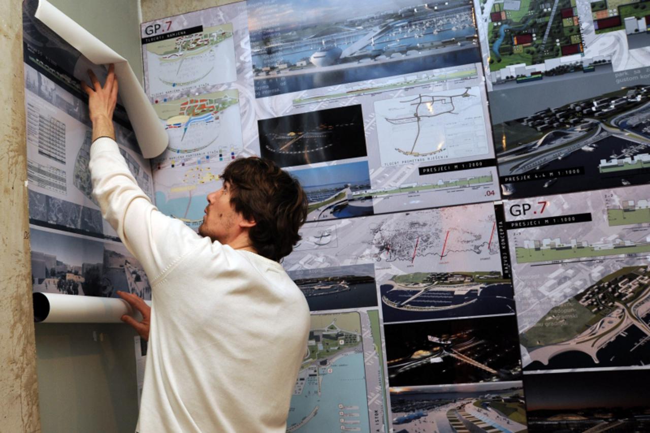 'pixsell-hrvatska-split-09.04.2010.-split bacvice prostor gdje je trebao biti gradski akvari odrzana je izlozba drustva arhitekata split prvonagradeni rad za za podrucje obuhvat gradskog proekta br 7 