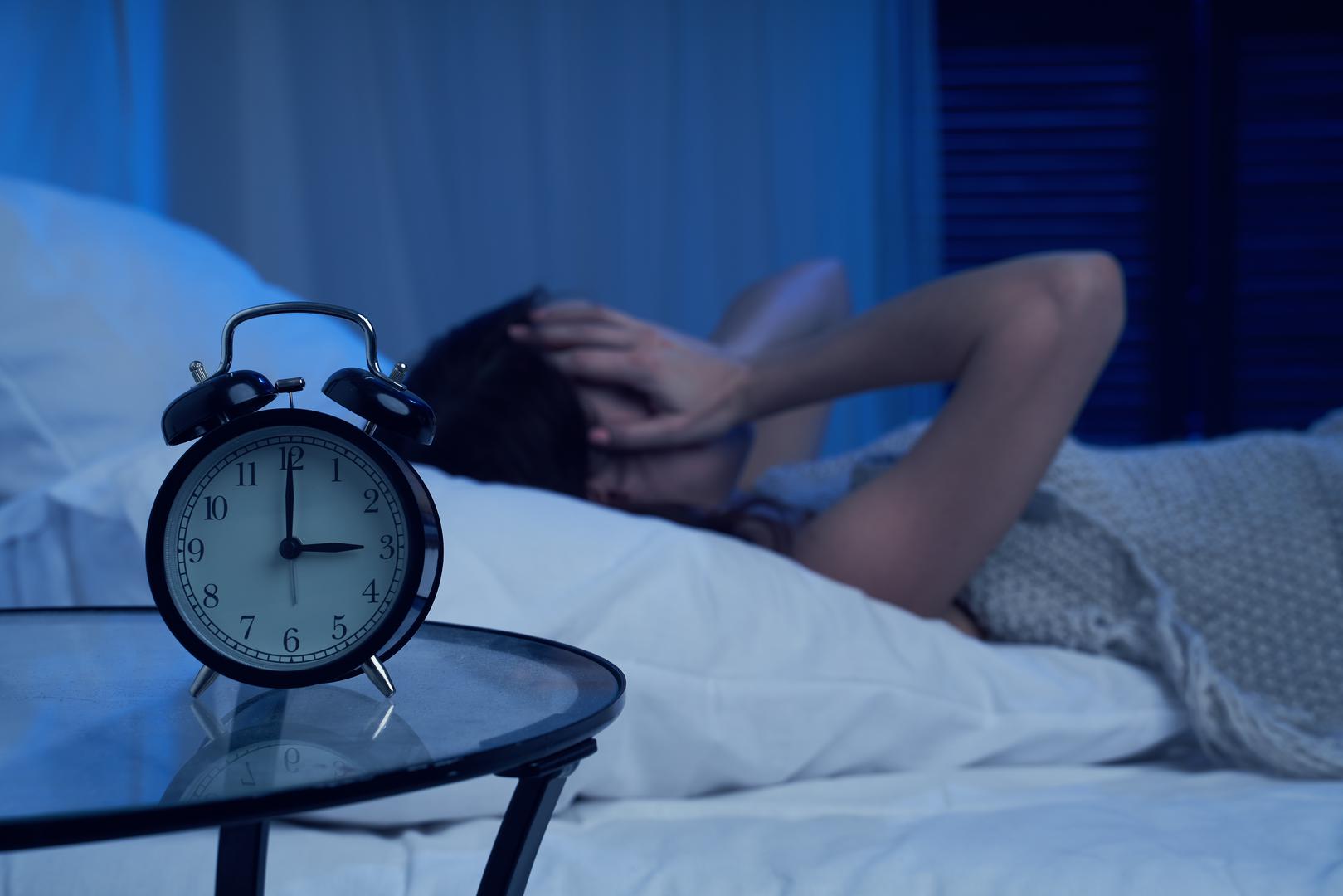 Poteškoće sa spavanjem: NHS upozorava da osobe s ADHD-om također mogu imati poremećaj spavanja i anksioznost. Također, stručnjaci su upozorili da može doći do poremećaja u cirkadijalnom ritmu vašeg tijela, što može rezultirati time da osoba uporno odgađa spavanje nekoliko sati više od uobičajenog vremena za odlazak u krevet.