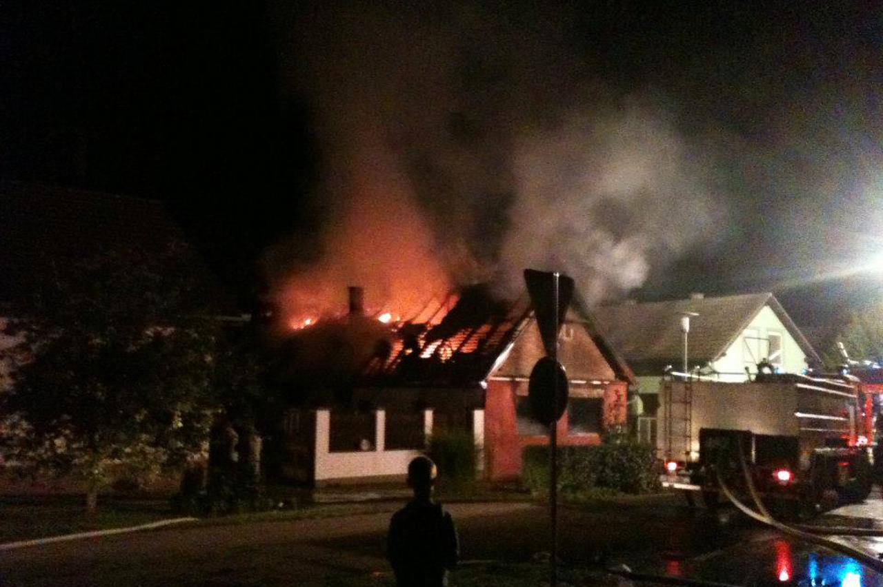 Požar na kući u Aljmašu  (1)