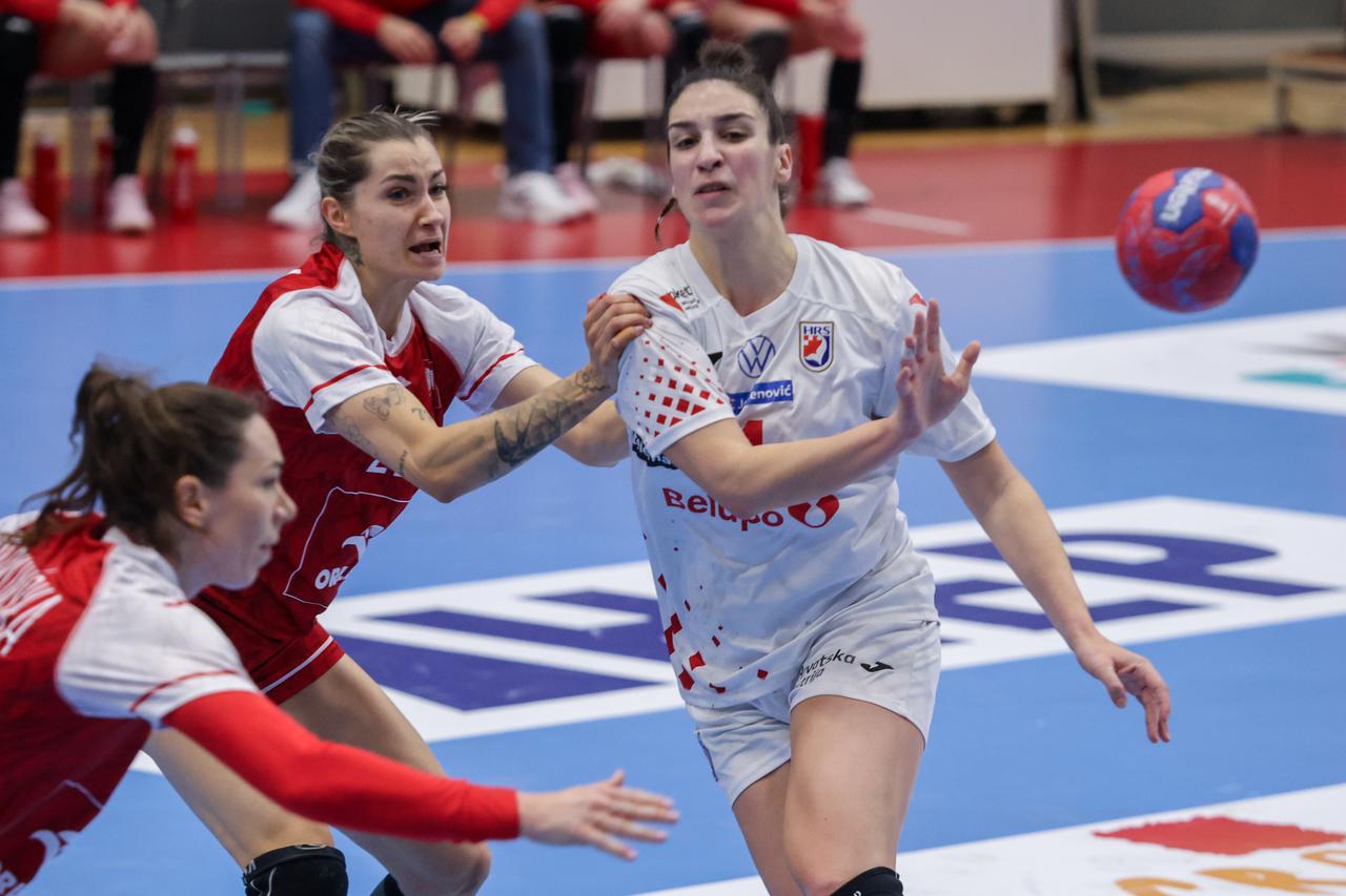 Novigrad: Rukometna utakmica Croatia Cupa između Hrvatske i Poljske