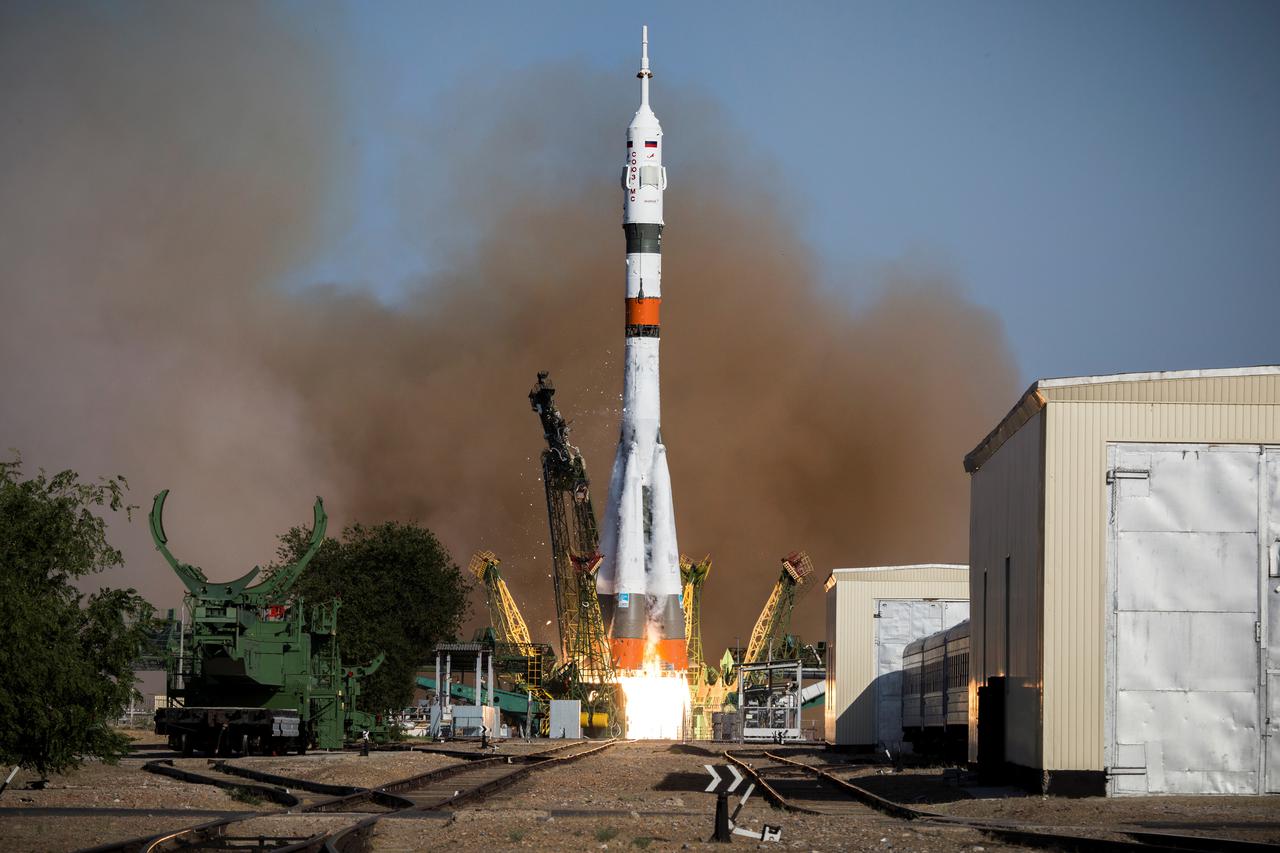 Raketa i robot koji su trebali poletjeli u svemir