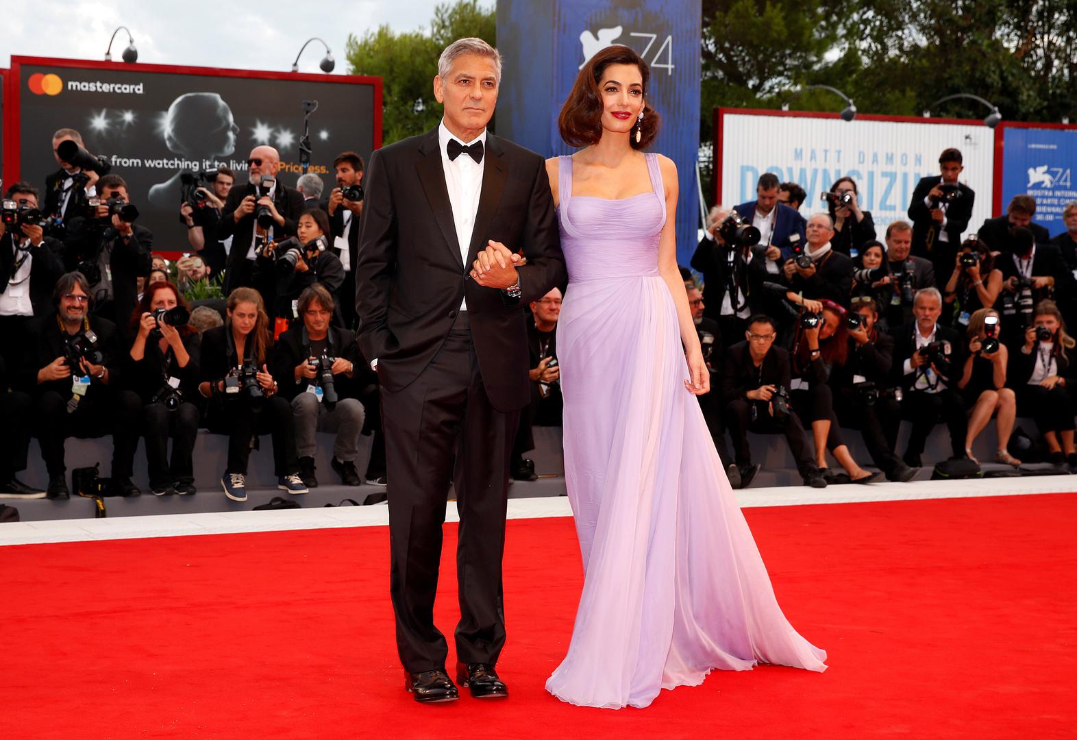 Bilo je to prvo pojavljivanje odvjetnice Clooney u javnosti nakon što je u lipnju rodila blizance Ellu i Alexandra.