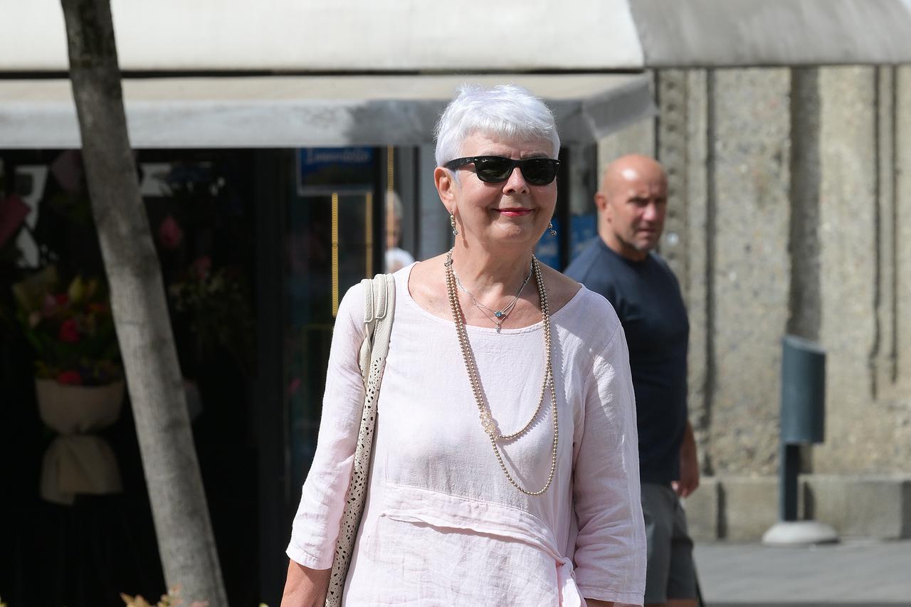 Zagreb: Jadranka Kosor u šetnji gradom