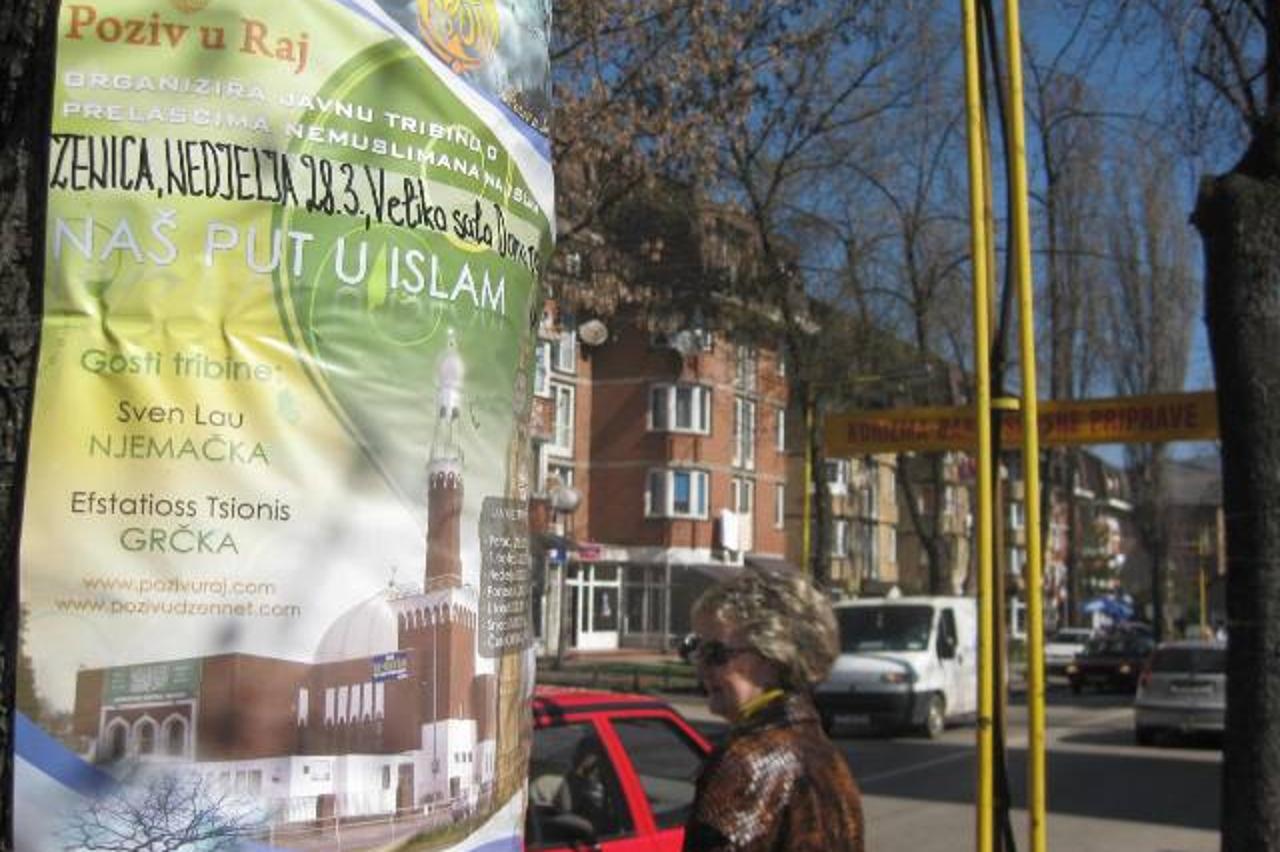 Plakati u Zenici s pozivom na prelazak na islam