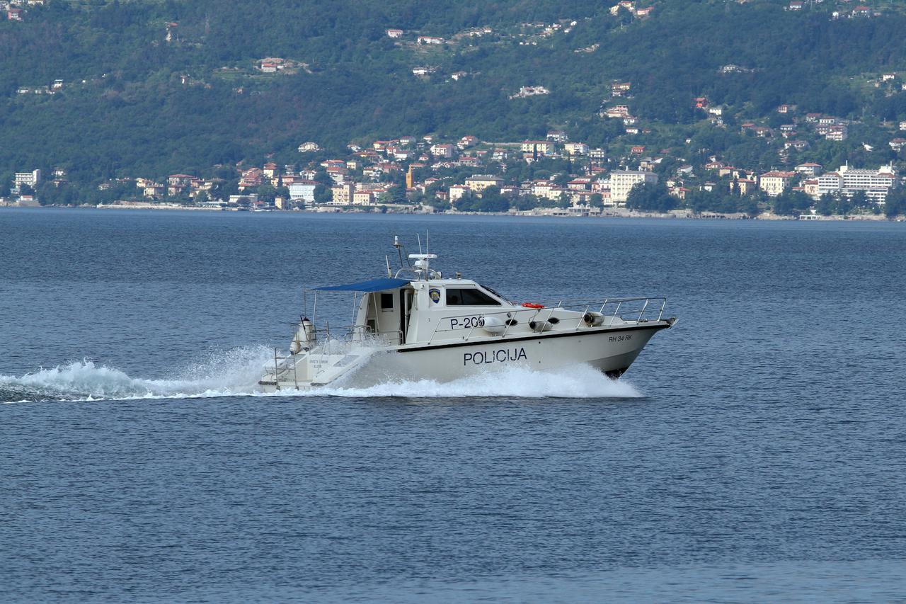 Pomorska policija