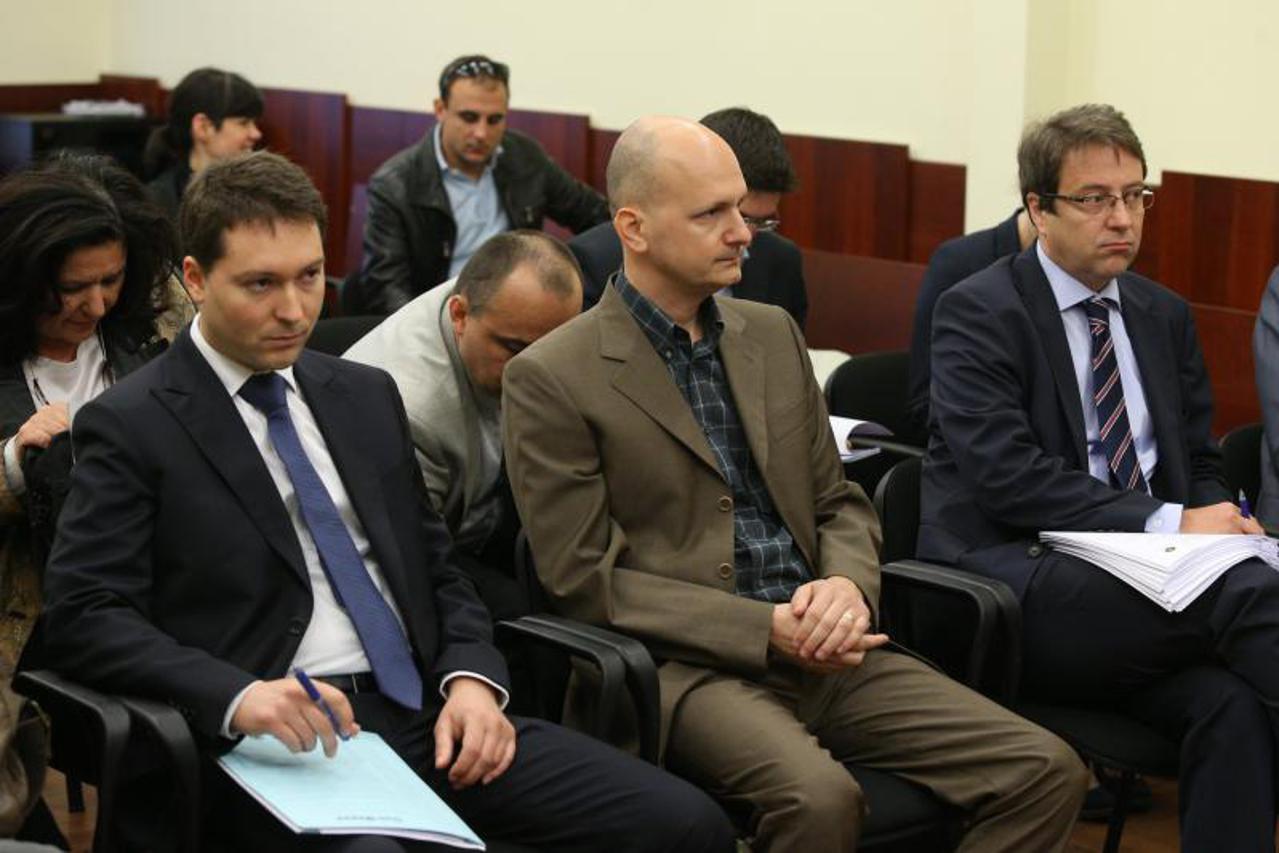 suđenje,franak,franci,švicarci (1)