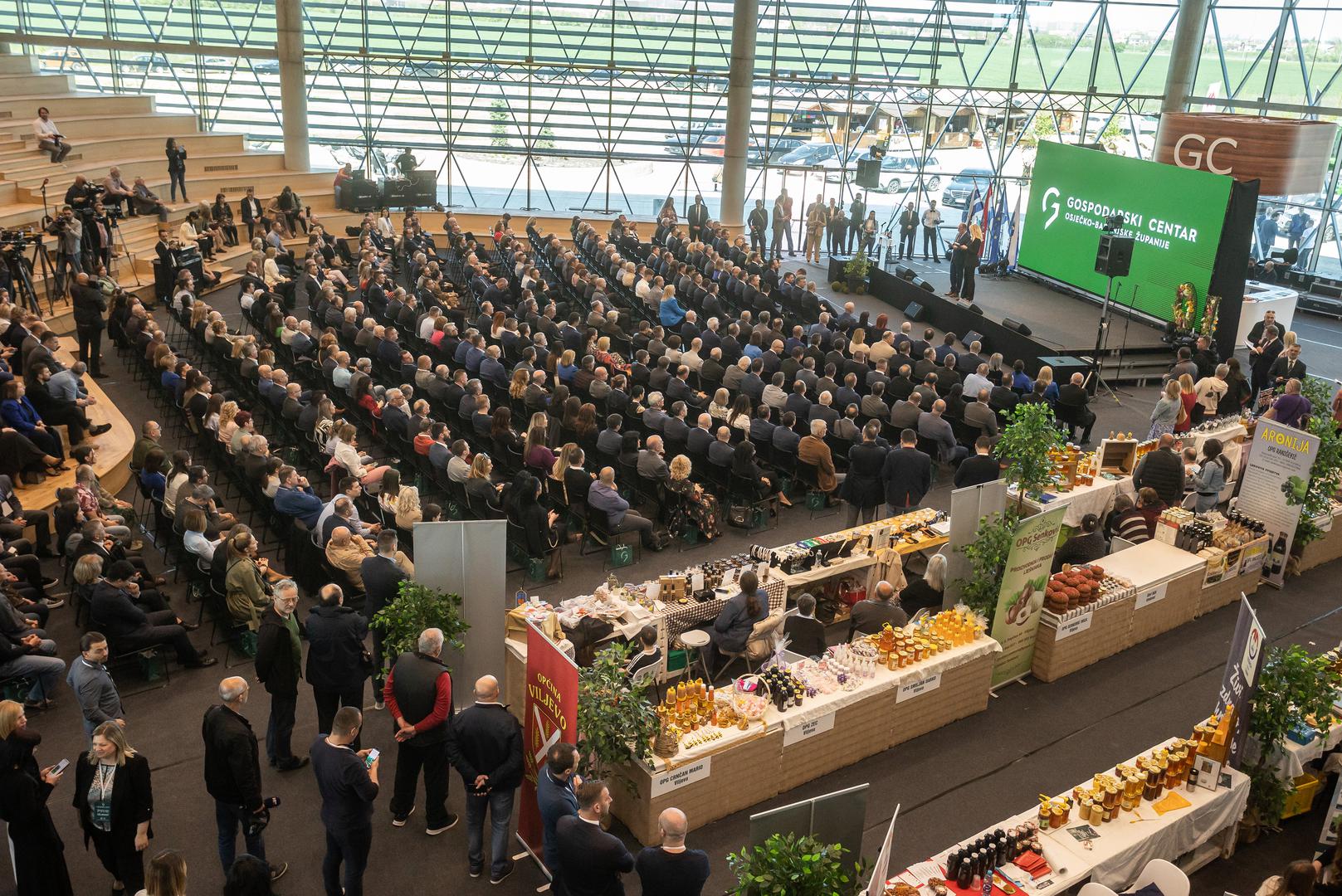 21.04.2023., Osijek - Predsjednik Vlade Andrej Plenkovic sudjelovao je na svecanosti otvorenja Gospodarskog centra Osjecko-baranjske zupanije i Proljetnog sajma. Photo: Davor Javorovic/PIXSELL