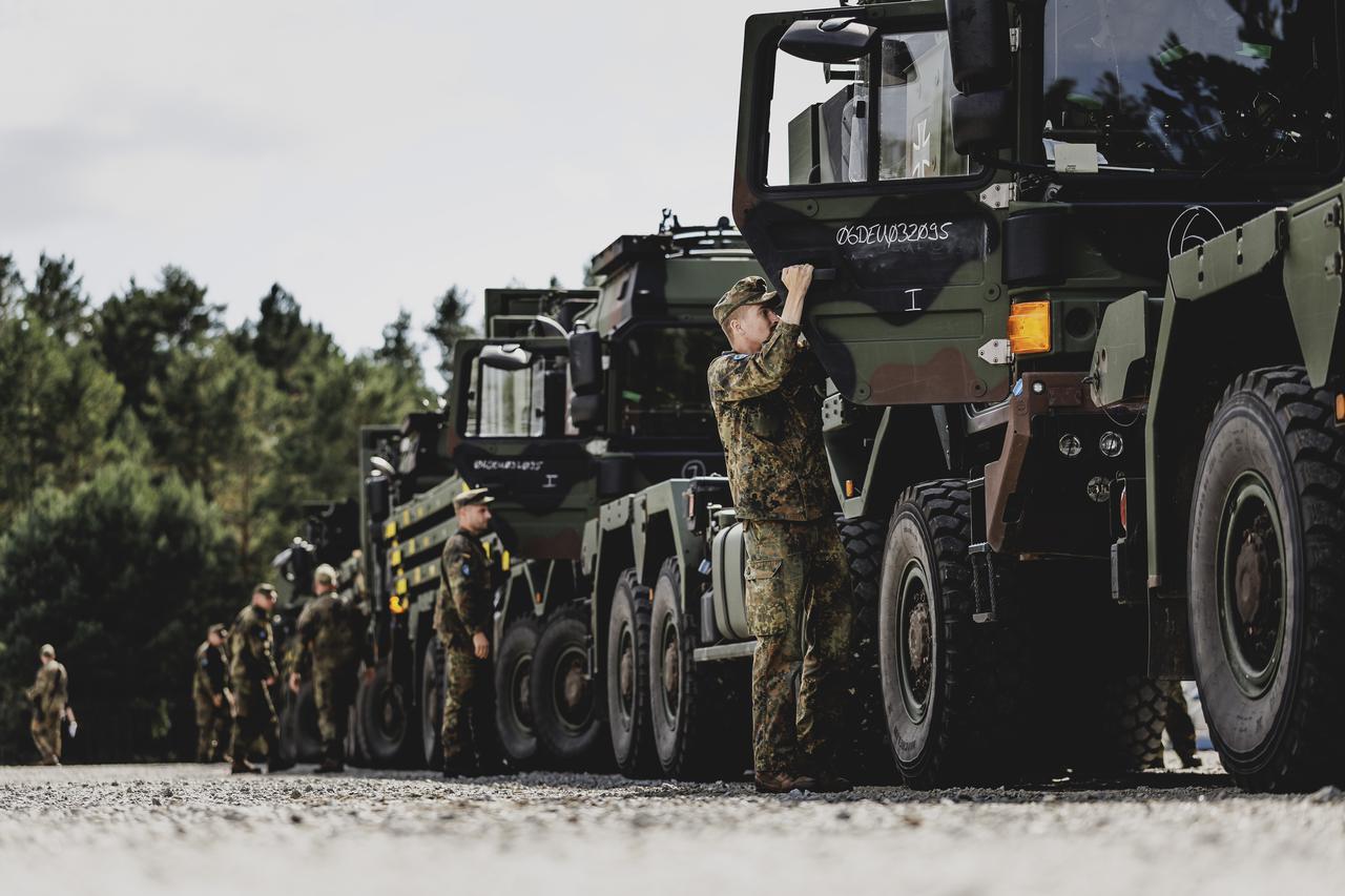 Convoy Support Center
