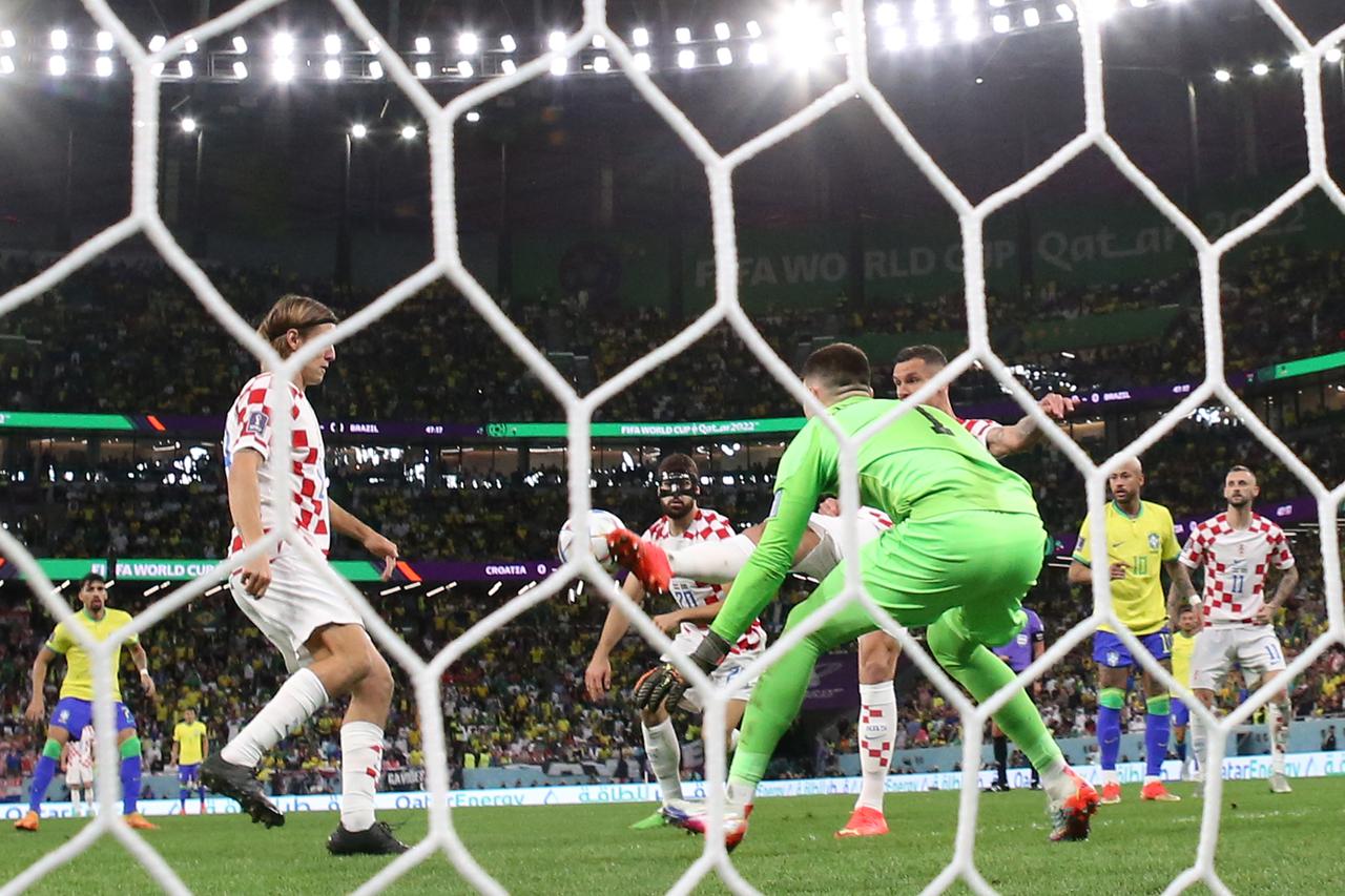 KATAR 2022 - Fotografije iz gola čudesnog Dominika Livakovića