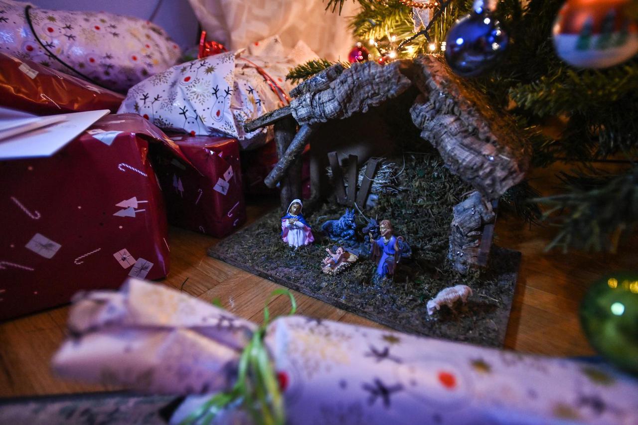 Zagreb: Tradicija ukrašavanja božićnog drvca