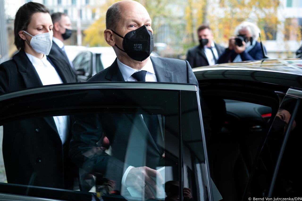 Coalition agreement SPD, Greens and FDP - Federal Press Conference