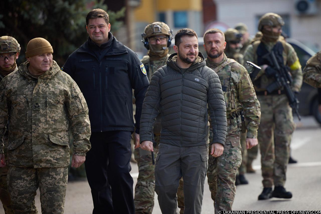 Ukrajinski predsjednik Zelensky posjetio je oslobo?eni grad Herson