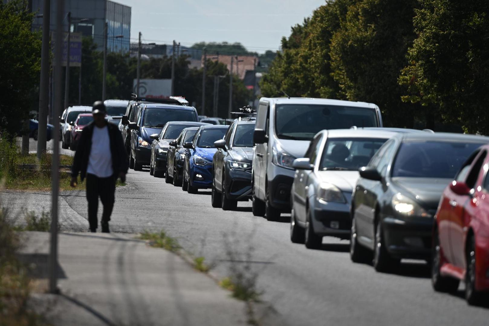 13.07.2026., Zagreb - Pozar je izbio u dvoristu tvrtke Cezar - Centar za reciklazu na Industrijskoj cesti u Sesvetama. Photo: Lucija Ocko/PIXSELL