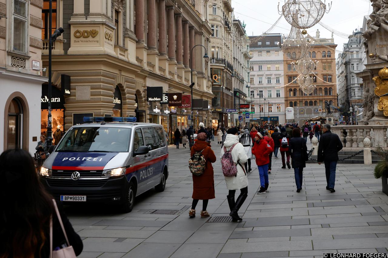 Outbreak of the coronavirus disease (COVID-19) in Vienna