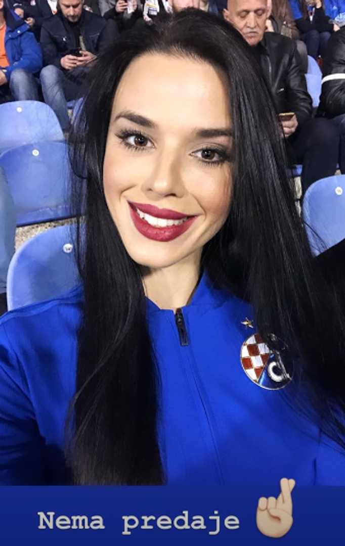 U komentarima pratitelji se ni ne trude sakriti oduševljenje, a objavom s odmora na Baliju još je jednom, žargonskim riječnikom, 'zapalila internet'.