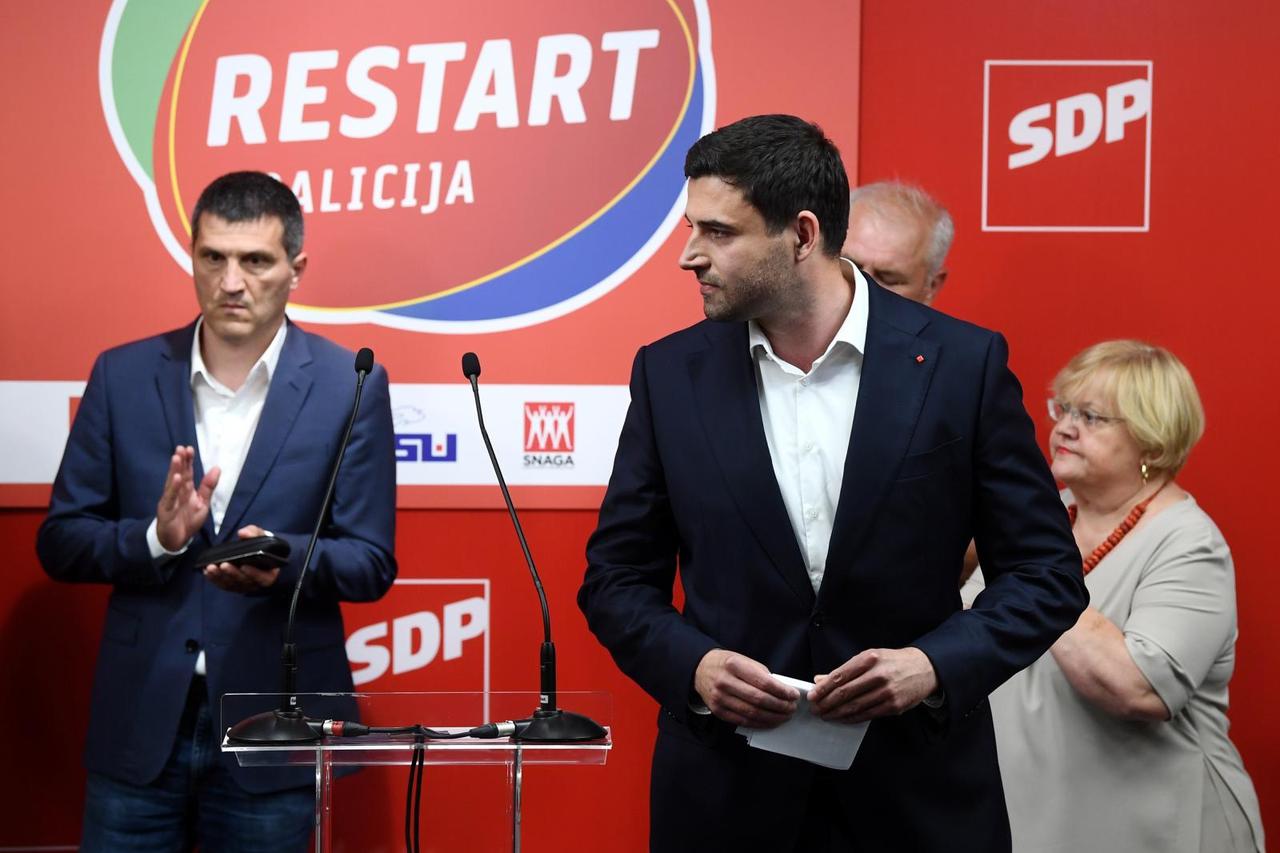 Zagreb: Restar koalicija izborne rezultate čeka u prostorijama SDP-a