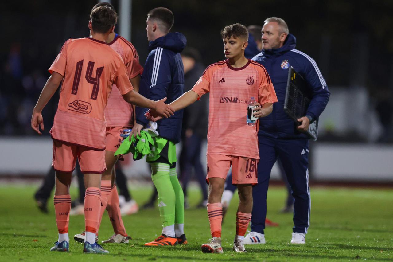 Susret Basela i Dinama u 2. kolu Lige prvaka mladih