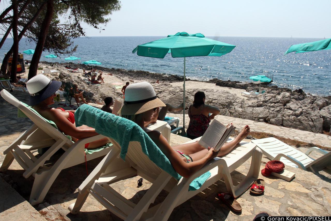 Lošinj: Otok koji su strani novinari proglasili hrvatskom Mallorcom