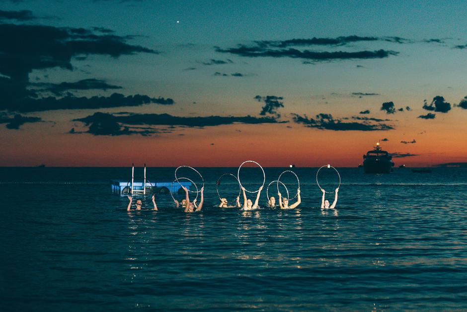 White party na Polidor beach baru