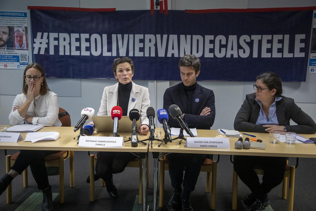 Belgija: Konferencija za medije o humanitarcu Olivieru Vandecasteeleu kojeg su još u velja?i zato?ile iranske vlasti