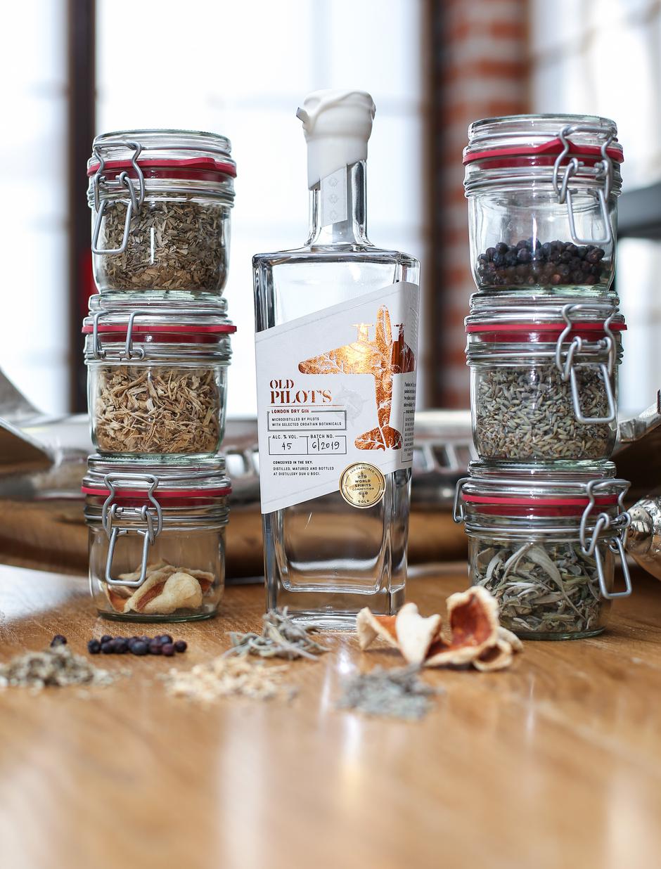 "Old Pilot's Gin" osvojio zlatnu medalju na Svjetskom natjecanju u vinima i destilatima u Londonu
