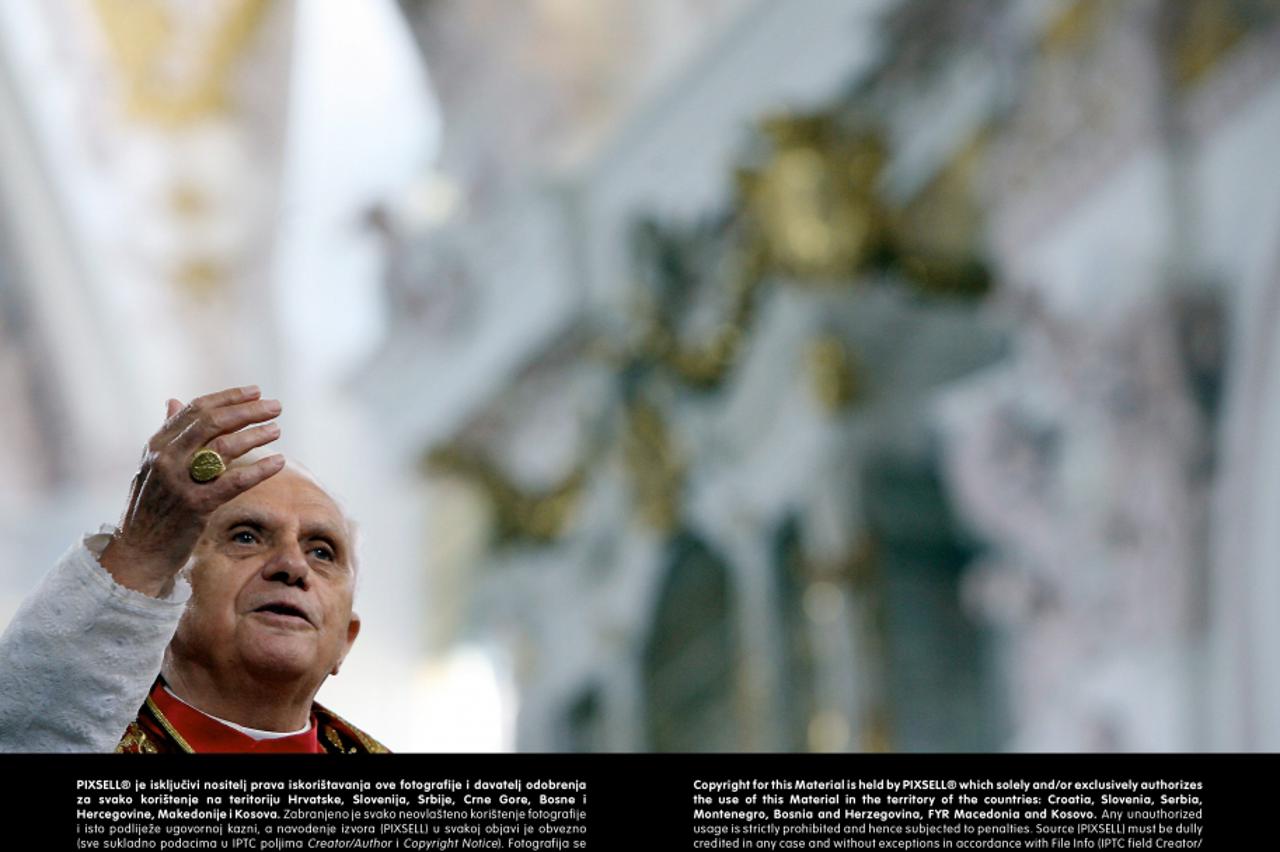 papa benedikt xvi.,portal