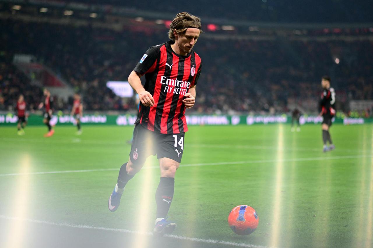 Serie A - AC Milan v Genoa