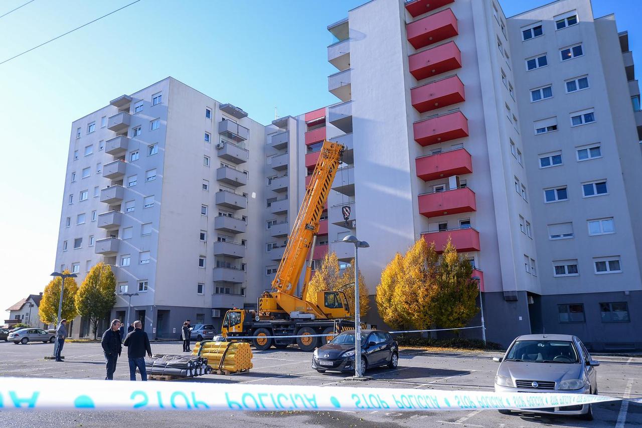 Kran udario u dalekovod u Jaruščici: Zapalilo instalaciju i zadimilo zgradu