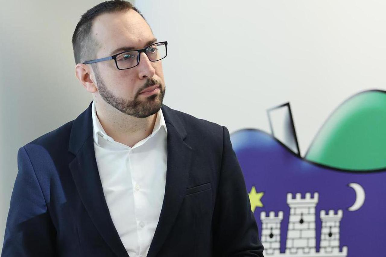 Zagreb: Gradonačelnik Tomašević predstavio aplikaciju "Mentalno zdravlje"