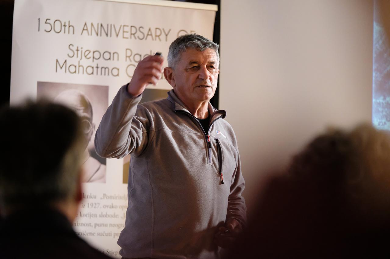 Zagreb: Predavanje Stipe Božića "Od Velebita do Himalaja"