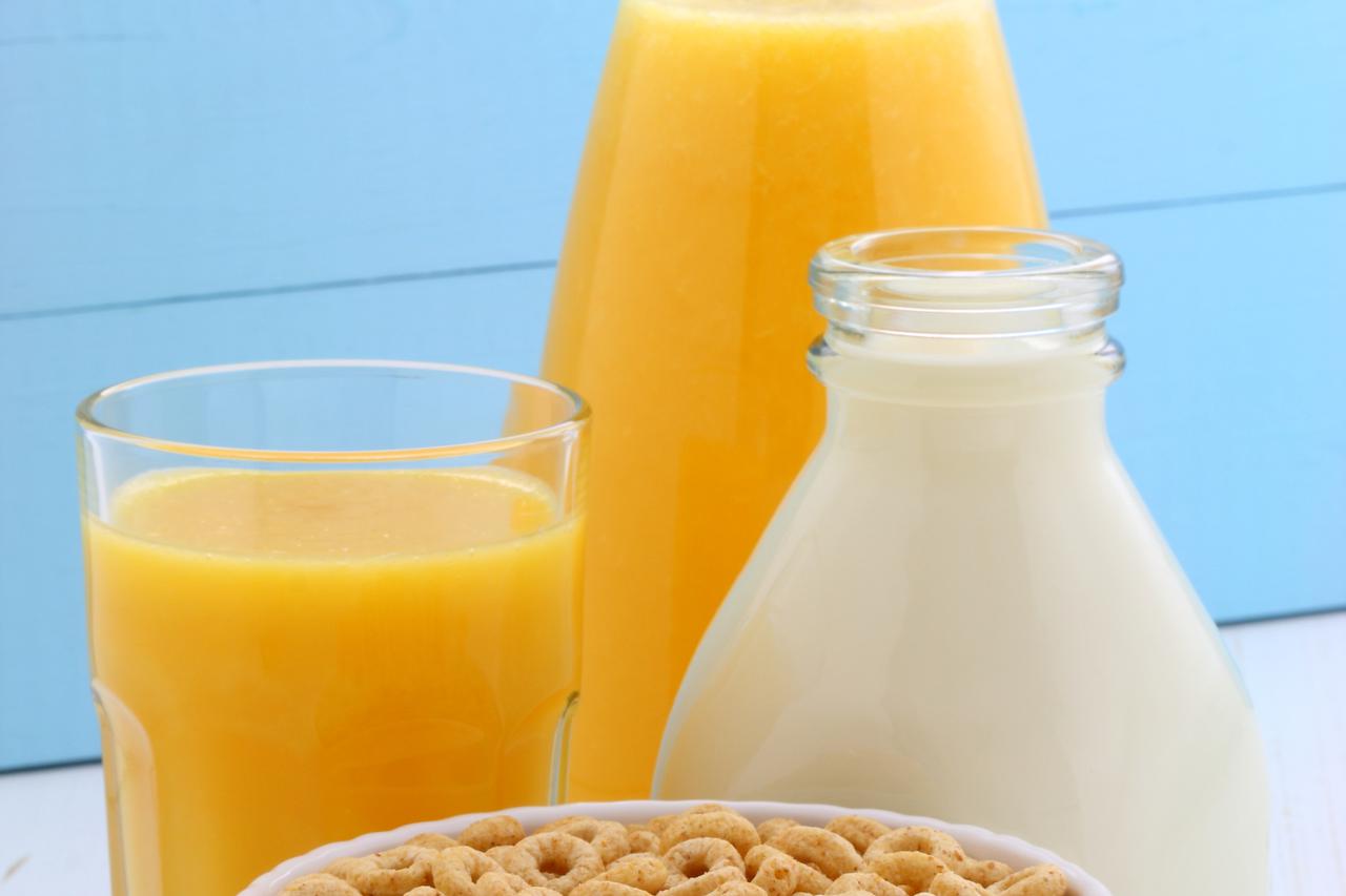 Mlijeko i sok od naranče