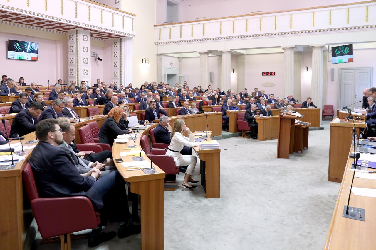 Zagreb: Sabor glasovao o raspravljenim tockama dnevnog reda