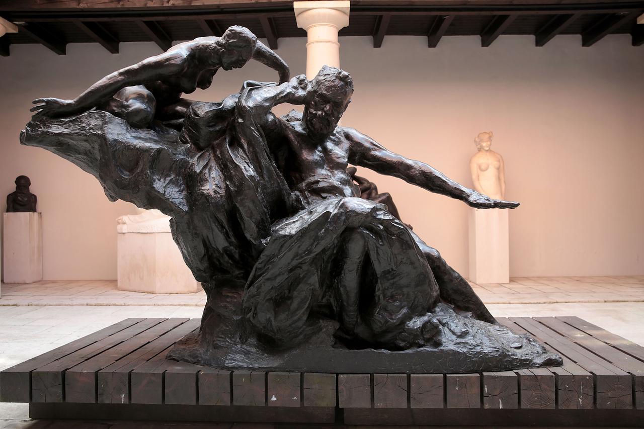 27.04.2015., Zagreb - Skulptura Hugo, Augusta Rodina u atelijeru Mestrovic. Photo: Patrik Macek/PIXSELL