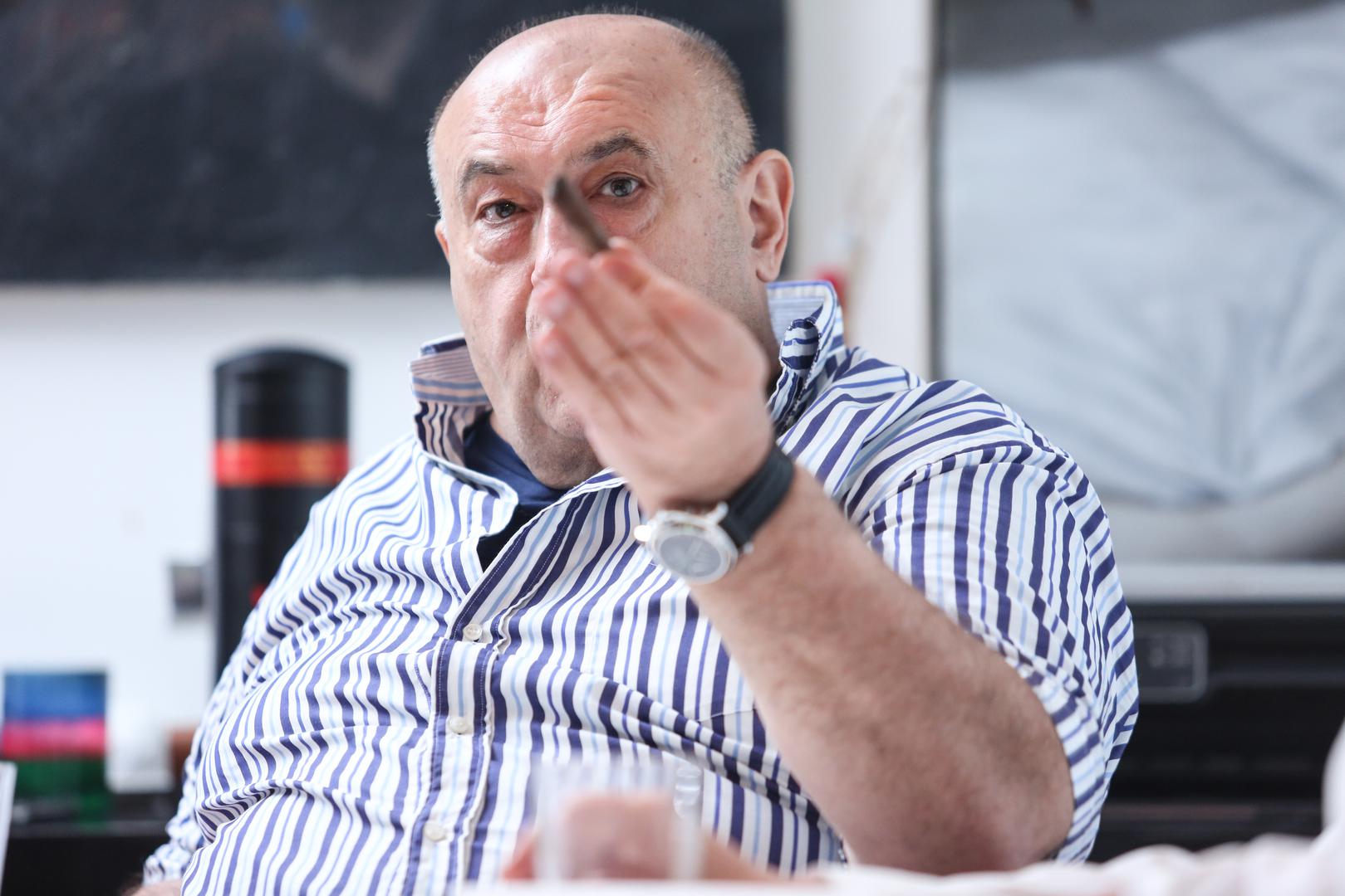 U njihov je životni prostor prije nekoliko godina zavirila novinarka Ana Lendvaj, koja je 2016. godine za portal Miss7 razgovarala s Jadrankom Sloković. 