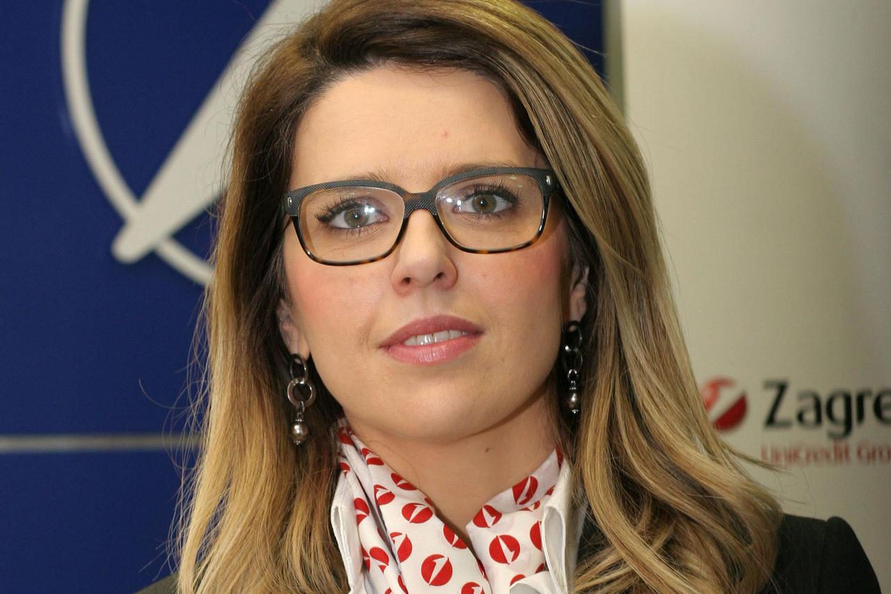 OSIJEK, 25. 02. 2014, ZAGREBAČKA BANKA. MARIJETA RAVLIĆ