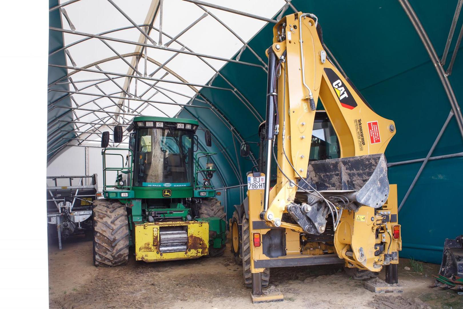 24.07.2020., Zrinski Topolovac - OPG Tijana Blazekovic iz Zrinskog Topolovca u vlasnistvu devetoroclane obitelji koja se bavi proizvodnjom mlijeka za izbor za najbolji OPG - Zlata vrijedan. 

Photo: Tomislav Miletic/PIXSELL